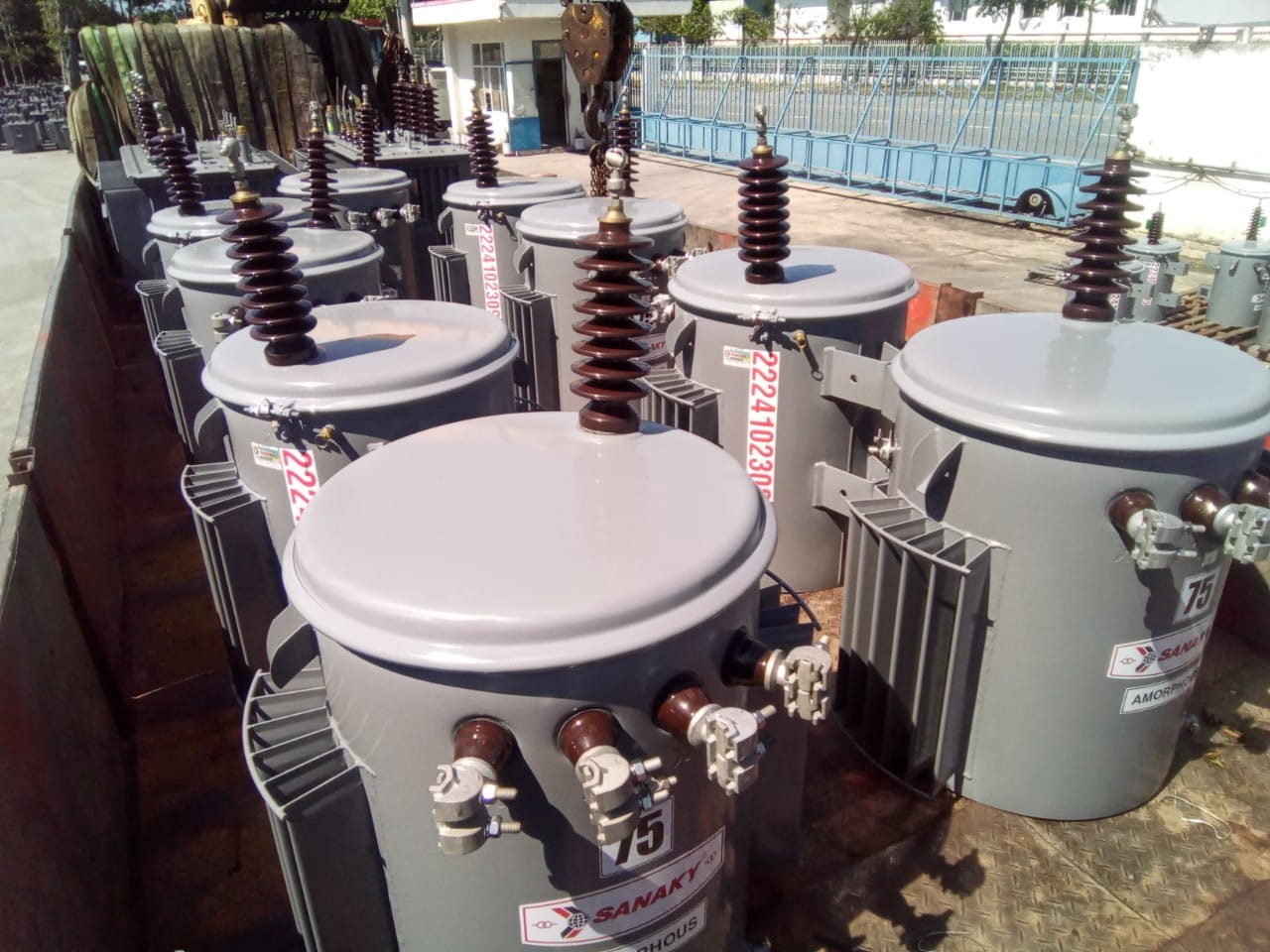 Máy Biến Áp 1 Pha Là Gì? Tại Sao Cần Báo Giá Mới Nhất?